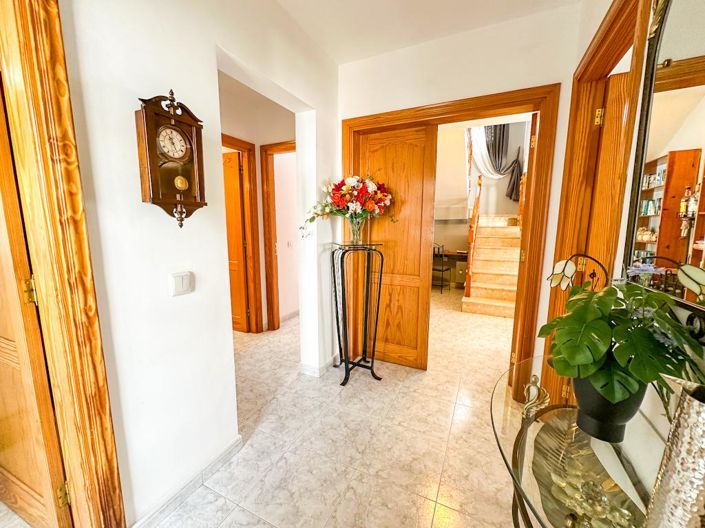 Image No.30-3 Bed Villa for sale