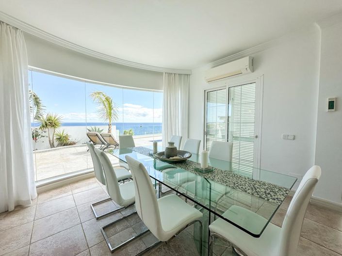 Image No.4-Villa de 4 chambres à vendre à Puerto del Carmen