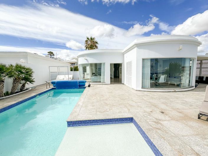 Image No.8-Villa de 4 chambres à vendre à Puerto del Carmen