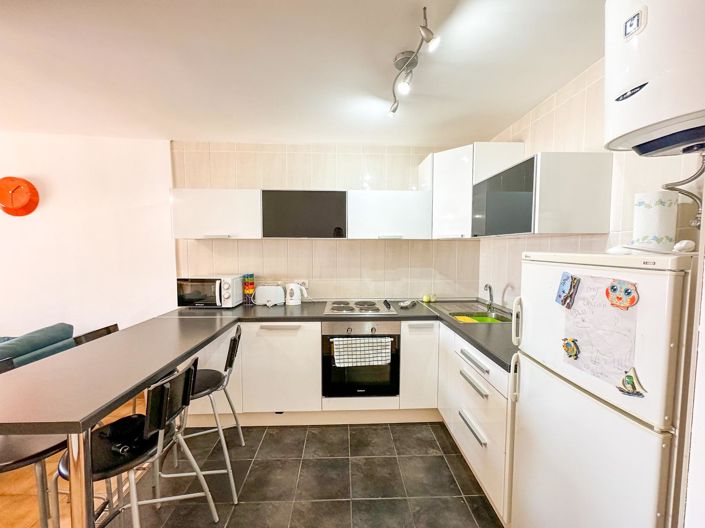 Image No.15-2 Bed Apartment for sale