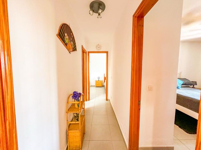 Image No.28-2 Bed Apartment for sale