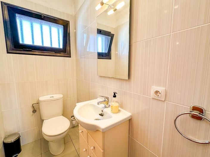 Image No.29-2 Bed Apartment for sale