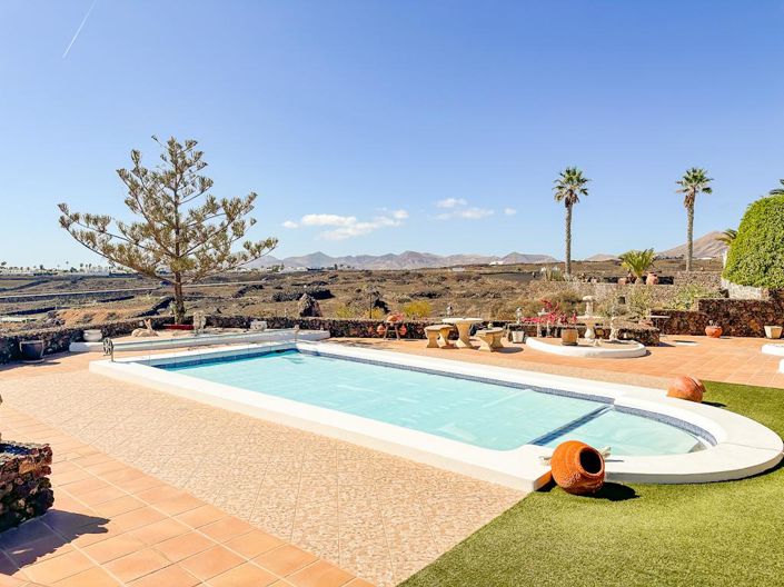 Image No.4-Villa de 3 chambres à vendre à Puerto del Carmen