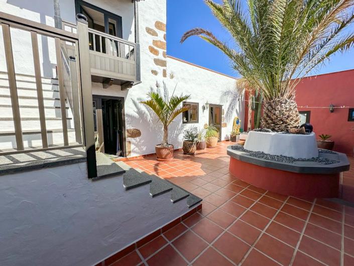 Image No.49-3 Bed Villa for sale