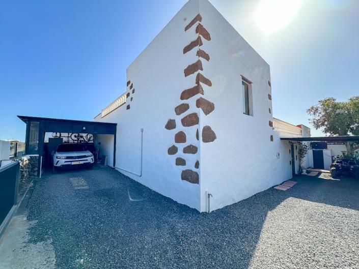 Image No.55-3 Bed Villa for sale