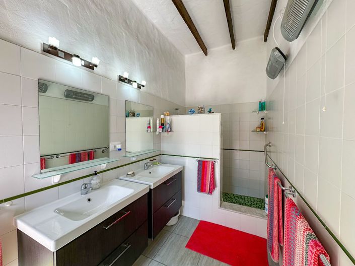 Image No.35-3 Bed Villa for sale