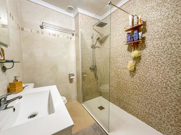 Image No.18-2 Bed Apartment for sale