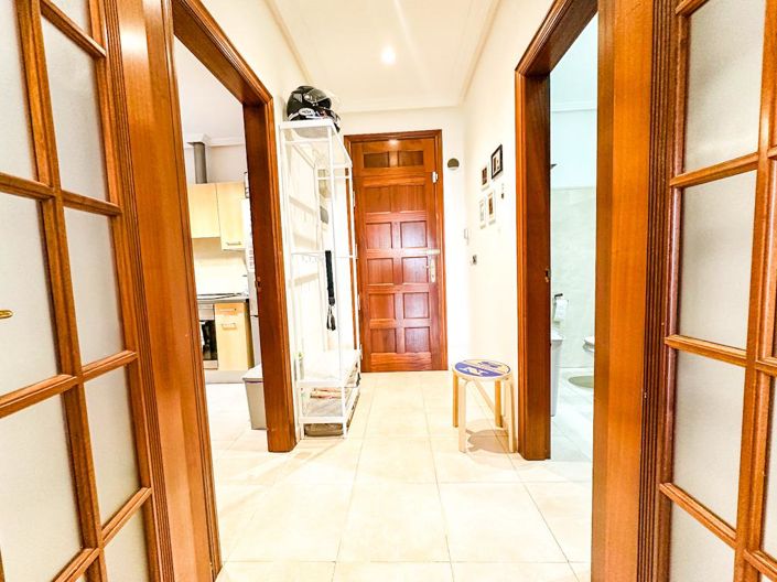 Image No.20-2 Bed Apartment for sale