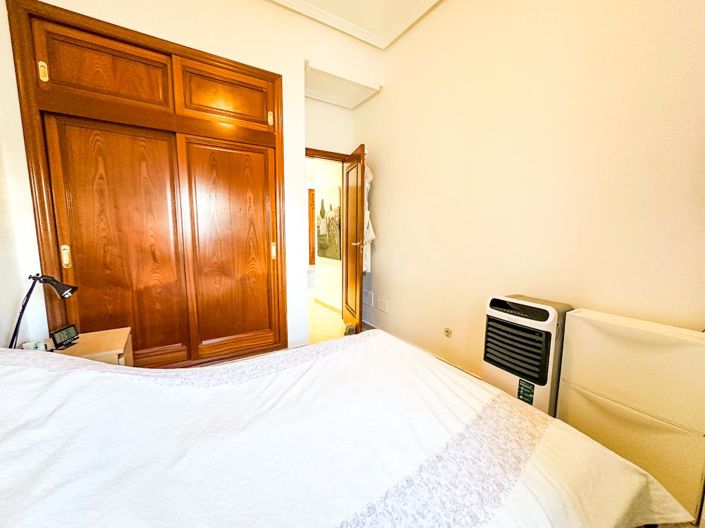 Image No.24-2 Bed Apartment for sale