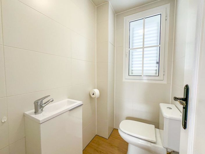 Image No.34-4 Bed Villa for sale