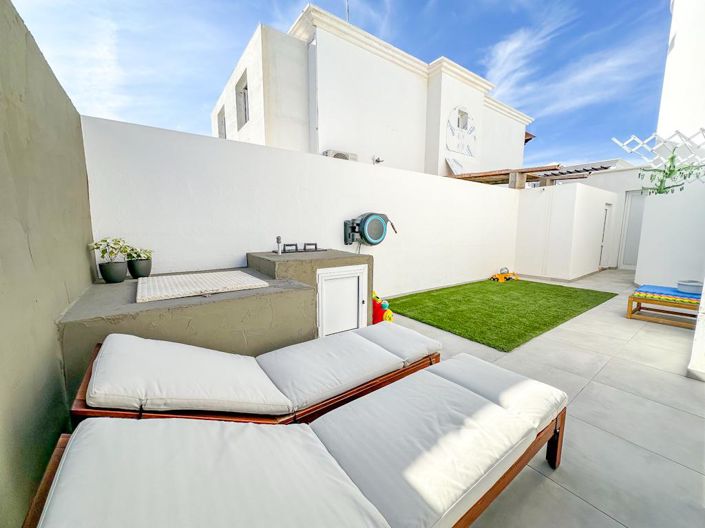 Image No.6-4 Bed Villa for sale