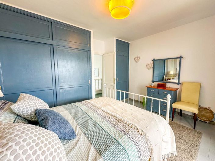 Image No.21-2 Bed Villa for sale