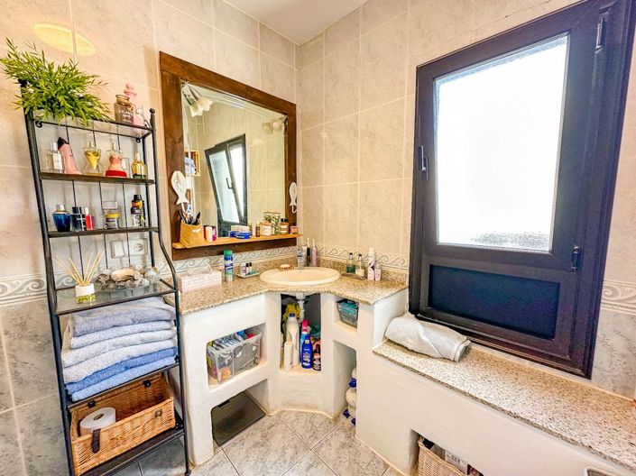 Image No.23-2 Bed Villa for sale