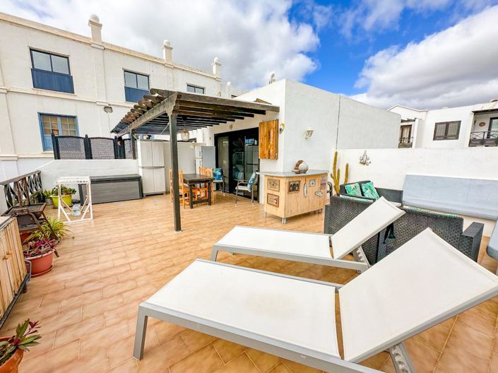 Image No.27-2 Bed Villa for sale