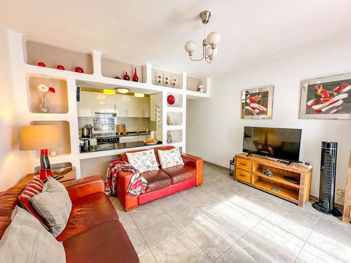 Image No.4-2 Bed Villa for sale