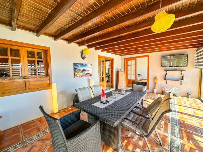 Image No.14-6 Bed Villa for sale