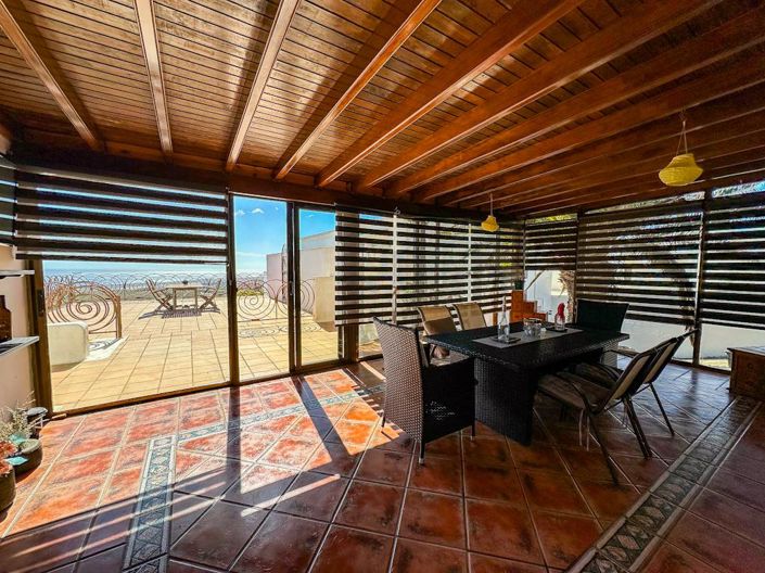 Image No.15-6 Bed Villa for sale