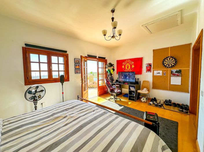 Image No.19-6 Bed Villa for sale