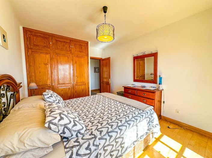 Image No.26-6 Bed Villa for sale