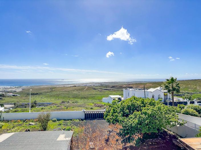 Image No.6-6 Bed Villa for sale