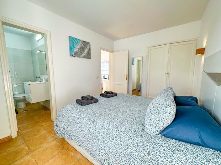 Image No.12-1 Bed Apartment for sale