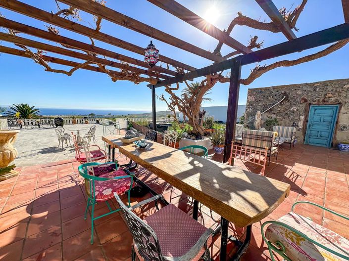 Image No.3-5 Bed Villa for sale