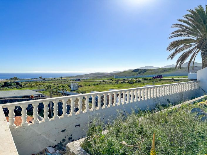 Image No.5-5 Bed Villa for sale