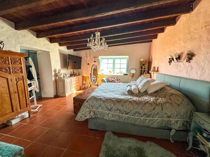 Image No.14-5 Bed Villa for sale