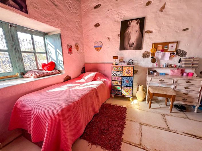 Image No.19-5 Bed Villa for sale