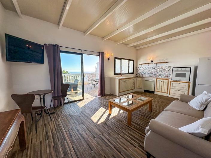 Image No.26-5 Bed Villa for sale