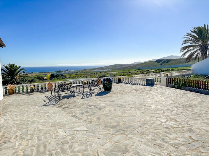 Image No.6-5 Bed Villa for sale