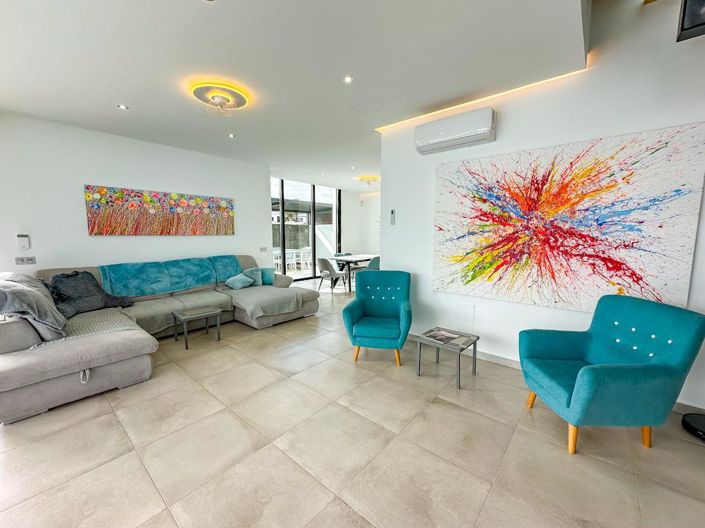 Image No.11-4 Bed Villa for sale