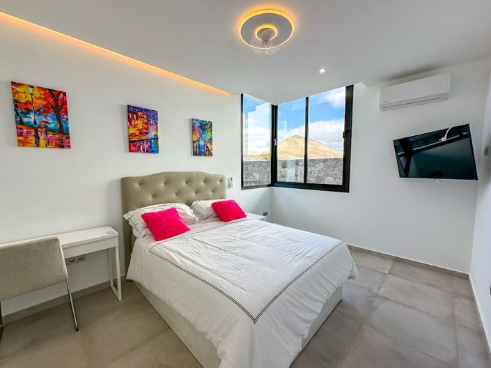 Image No.25-4 Bed Villa for sale