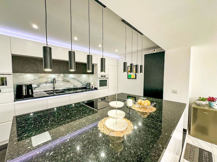 Image No.16-3 Bed Villa for sale