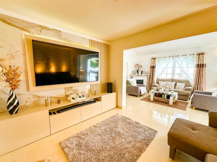 Image No.23-3 Bed Villa for sale