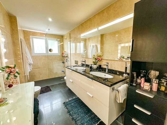 Image No.30-3 Bed Villa for sale