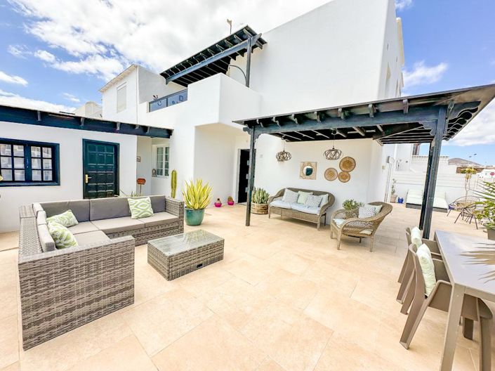 Image No.3-3 Bed Villa for sale