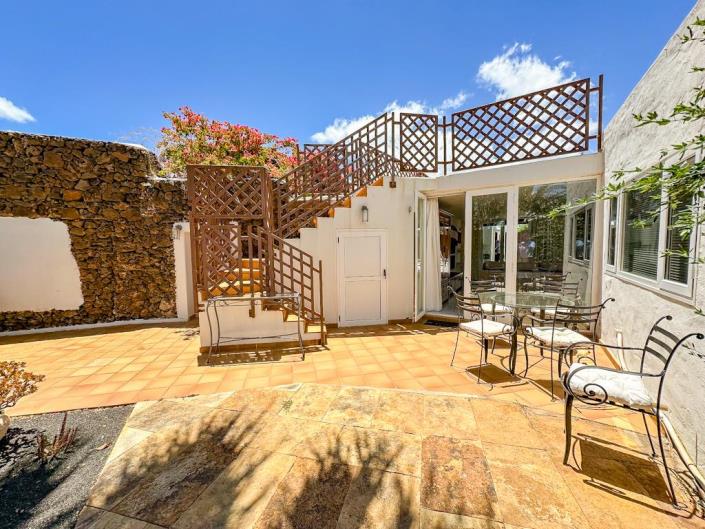 Image No.39-10 Bed Villa for sale