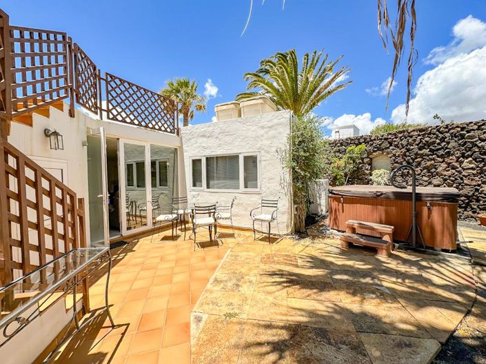 Image No.26-10 Bed Villa for sale