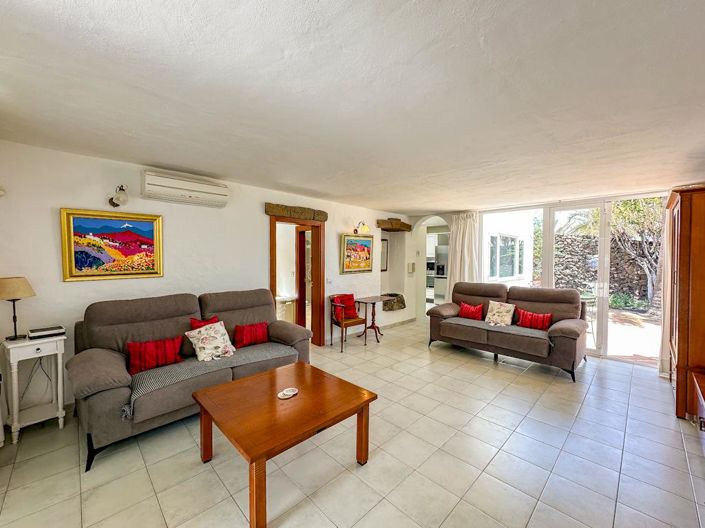 Image No.28-10 Bed Villa for sale
