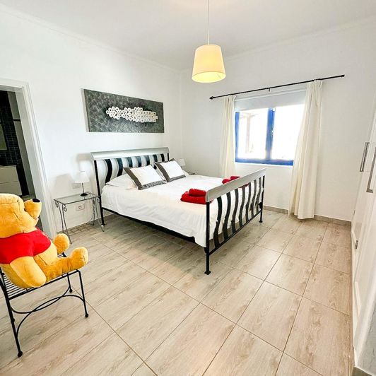 Image No.23-6 Bed Villa for sale