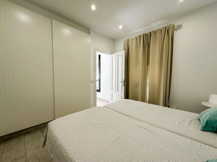 Image No.19-2 Bed Apartment for sale