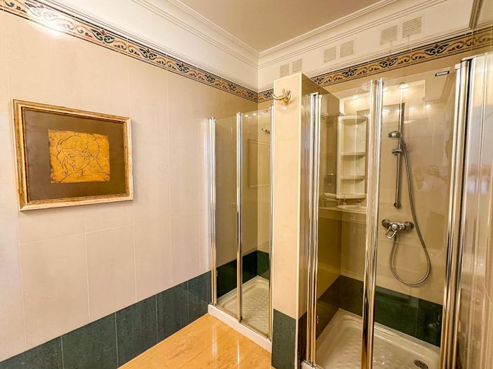 Image No.21-2 Bed Apartment for sale