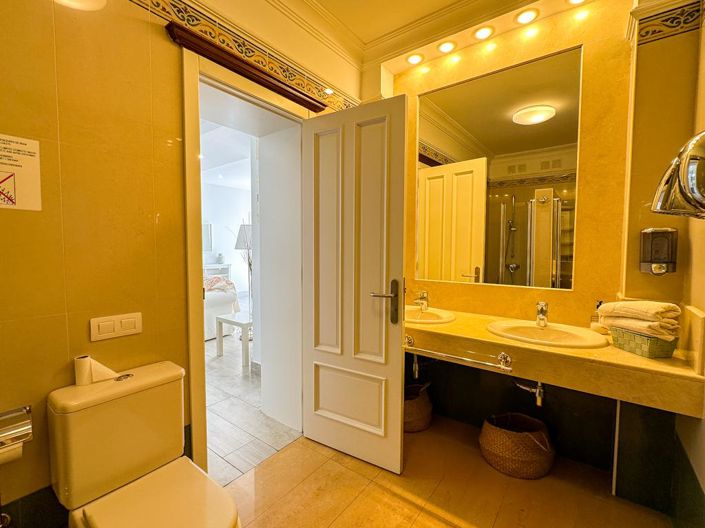 Image No.22-2 Bed Apartment for sale