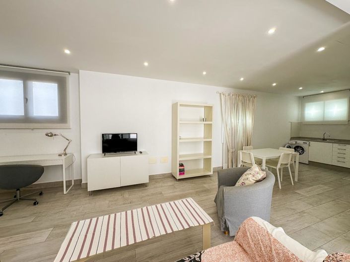 Image No.10-2 Bed Apartment for sale