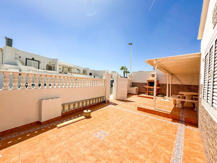 Image No.8-2 Bed Villa for sale