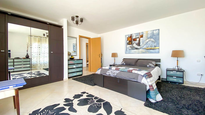 Image No.14-6 Bed Villa for sale