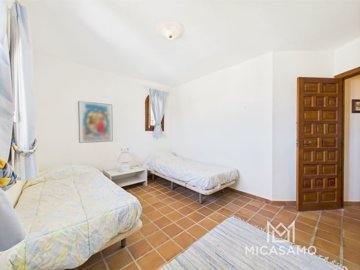 9581threebedroomlosaltosvillawithseaviewsinla