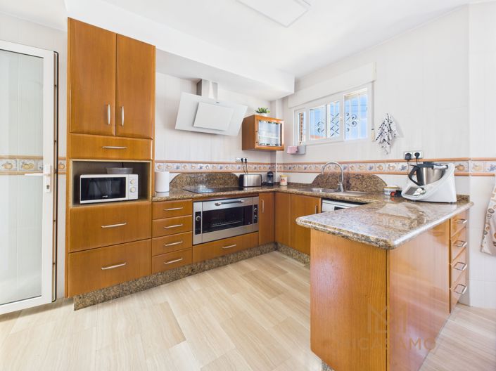 Image No.14-5 Bed Villa for sale