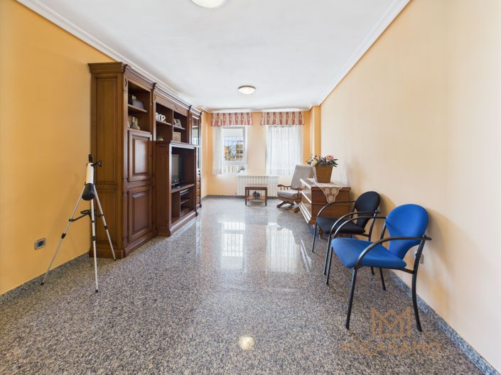 Image No.28-5 Bed Villa for sale